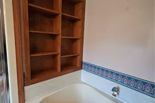 205 Hamburg Rd, Hempfield Township, PA 16125 - Photo 12