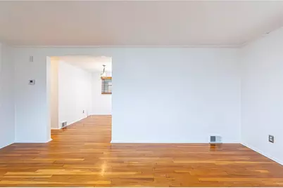 260 Hillary Dr, Pittsburgh, PA 15147 - Photo 12