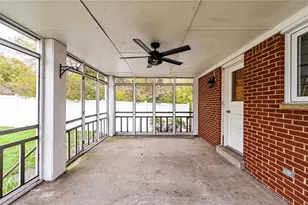 260 Hillary Dr, Pittsburgh, PA 15147 - Photo 6