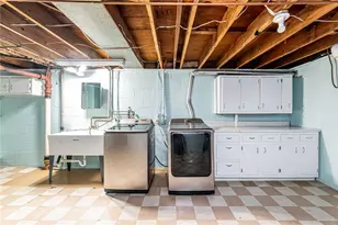 260 Hillary Dr, Pittsburgh, PA 15147 - Photo 36