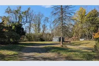 1065 Tuscarawas Rd, Brighton Township, PA 15009 - Photo 28