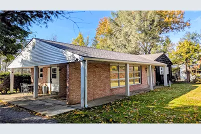 1065 Tuscarawas Rd, Brighton Township, PA 15009 - Photo 2