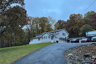 526 E River Rd, Mahoning Township, PA 16116 - Photo 1