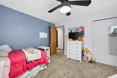 5184 S Carterton Dr, Hampton, PA 15044 - Photo 18