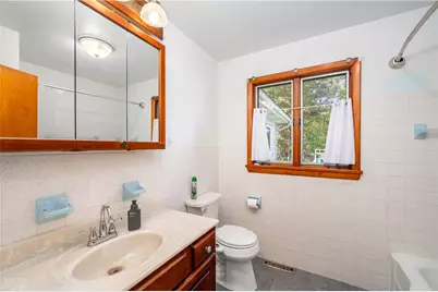 686 Christy, Hermitage, PA 16148 - Photo 22