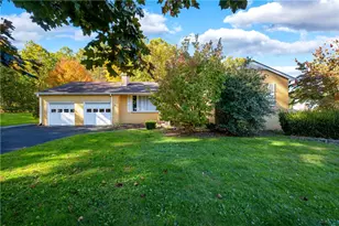 686 Christy, Hermitage, PA 16148 - Photo 1