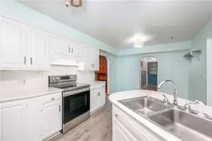 686 Christy, Hermitage, PA 16148 - Photo 12