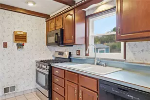 1345 Bartow St, Banksville/Westwood, PA 15205 - Photo 14