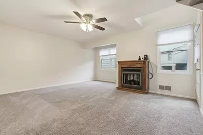 22 Timberline Ct, Pittsburgh, PA 15217 - Photo 2