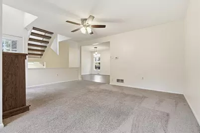 22 Timberline Ct, Pittsburgh, PA 15217 - Photo 4