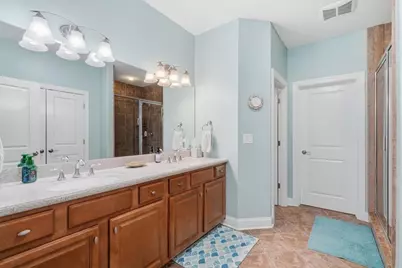 1301 Shinnecock Ct, Adams Township, PA 16046 - Photo 20