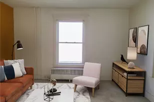 207 N Main St, Houston, PA 15342 - Photo 6