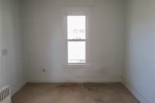 207 N Main St, Houston, PA 15342 - Photo 12