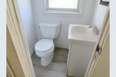 207 N Main St, Houston, PA 15342 - Photo 10