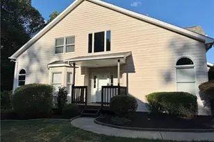 104 Point View Ct, Hempfield Township, PA 15601 - Photo 1