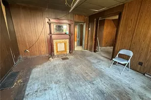 104 E Church Ave, Masontown, PA 15461 - Photo 4