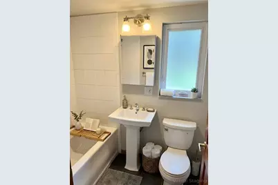 350 Wylie Ave #1, Clairton, PA 15025 - Photo 6