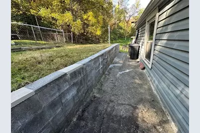 1447 Fleming Avenue, McKees Rocks, PA 15136 - Photo 6