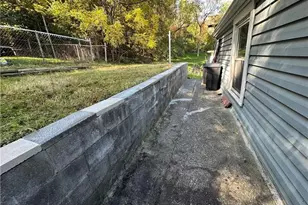 1447 Fleming Ave, McKees Rocks, PA 15136 - Photo 6