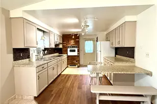 226 Cottage Ave, Masontown, PA 15461 - Photo 4