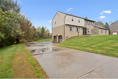 214 Ridgeview Dr, Pittsburgh, PA 15090 - Photo 38