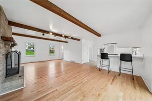 214 Ridgeview Dr, Pittsburgh, PA 15090 - Photo 4