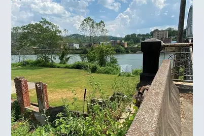 8 Bridge Boulevard, Brownsville, PA 15417 - Photo 12