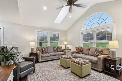 104 White Fox Ct #24, North Sewickley Township, PA 16117 - Photo 2