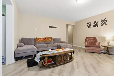 100-102 S 12th St, Jeannette, PA 15644 - Photo 4