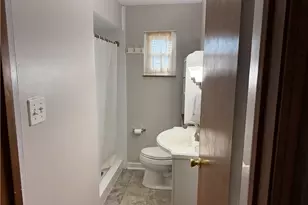 300 Taylor St, North Versailles, PA 15137 - Photo 18
