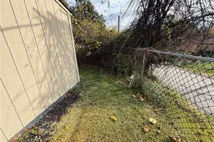 300 Taylor St, North Versailles, PA 15137 - Photo 8