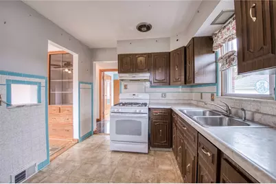 574 State Route 885, Jefferson Hills, PA 15025 - Photo 12