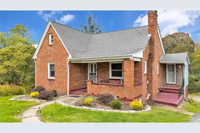 1002 Gringo Rd, Hopewell Township, PA 15001 - Photo 2