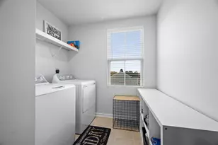 354 Arden Dr, Lancaster Township, PA 16037 - Photo 16