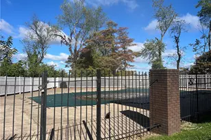 1000 College Park Dr, Moon/Crescent Twp, PA 15108 - Photo 20