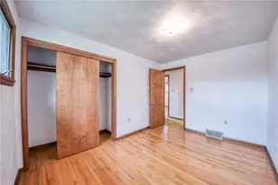 219 Center New Texas Rd, Pittsburgh, PA 15239 - Photo 8