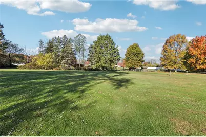 2422 Ridgewood Court, Shenango Township, PA 16101 - Photo 50