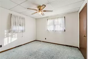 2422 Ridgewood Ct, Shenango Township, PA 16101 - Photo 30