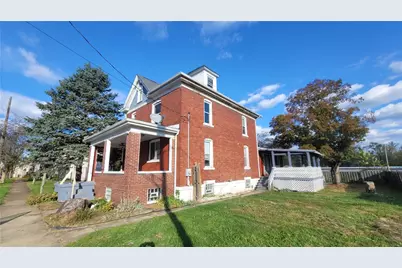 20 S 2nd St, Youngwood, PA 15697 - Photo 2