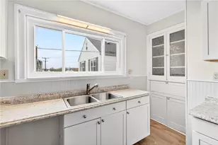 105 Center Ave, Mt Pleasant Boro, PA 15666 - Photo 16