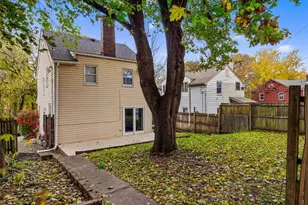 1703 Boundary, Aliquippa, PA 15001 - Photo 10