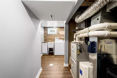 5976 McPherson Ave, Bethel Park, PA 15102 - Photo 30