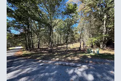 121 Helga Dr, Clay Township, PA 16061 - Photo 6