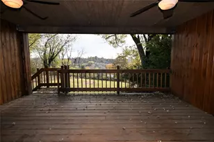 393 Collins Dr, Pittsburgh, PA 15235 - Photo 14