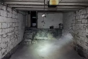 203 Elm St, Clairton, PA 15025 - Photo 16