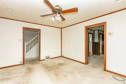 211 Wallace Ave, Wilkins Township, PA 15112 - Photo 10