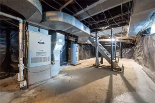 833 Estella Ave, Pittsburgh, PA 15210 - Photo 36