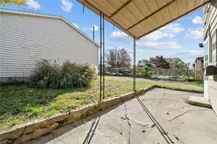 833 Estella Ave, Pittsburgh, PA 15210 - Photo 34