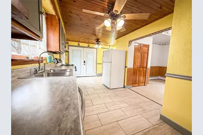 135 Colleen St, Butler, PA 16001 - Photo 12