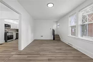 27 Oakwood Rd, Banksville/Westwood, PA 15205 - Photo 6